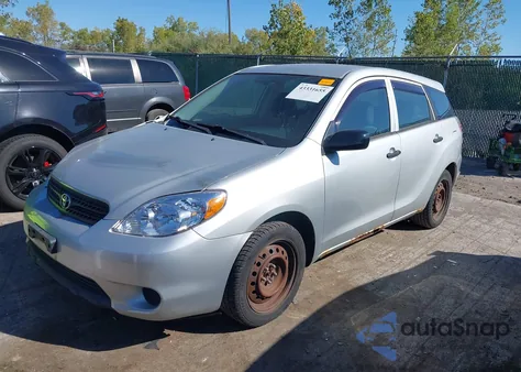 2005 Toyota Matrix z USA, uszkodzony, nr VIN 2T1KR32E15C332048